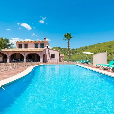 Villa Vinyent - Plusholidays *